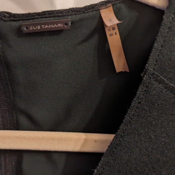 Felted wool body con dress by Elie Tahari - Picture 2 of 7